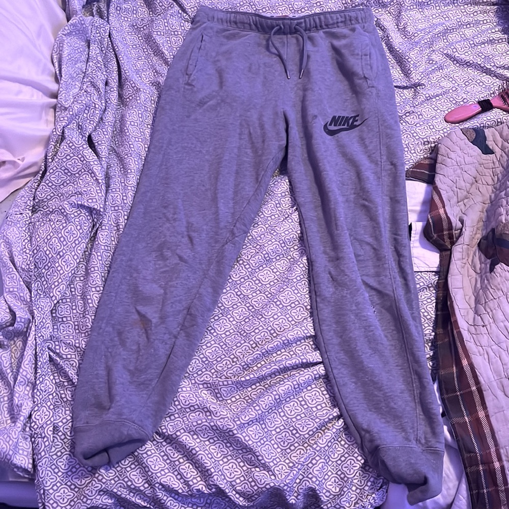 Gray Nike sweatpants